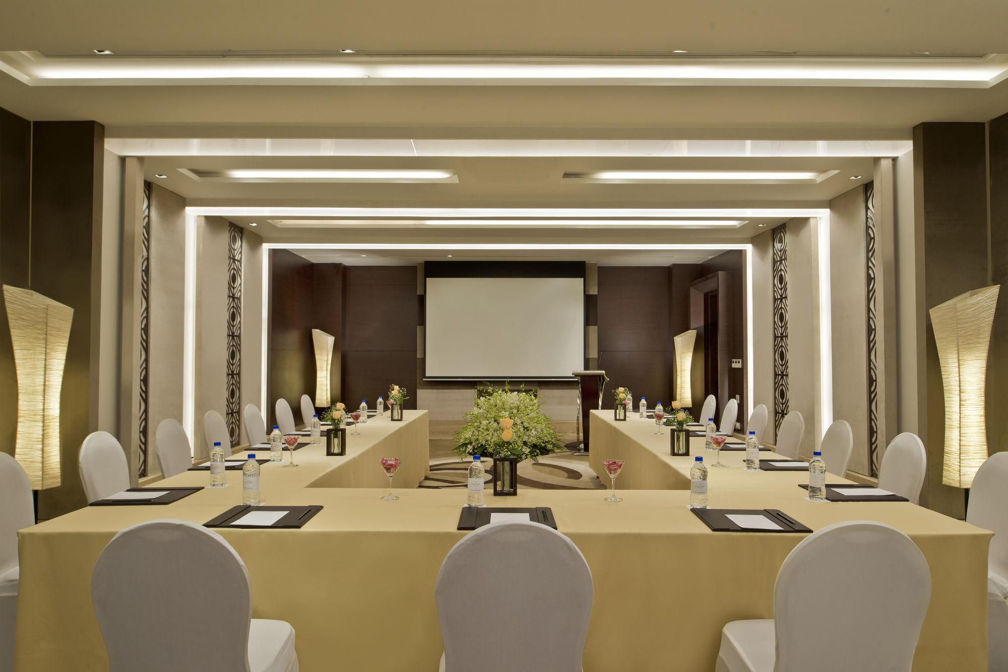 Country Inn & Suites By Radisson, Bengaluru Hebbal Road Kültér fotó