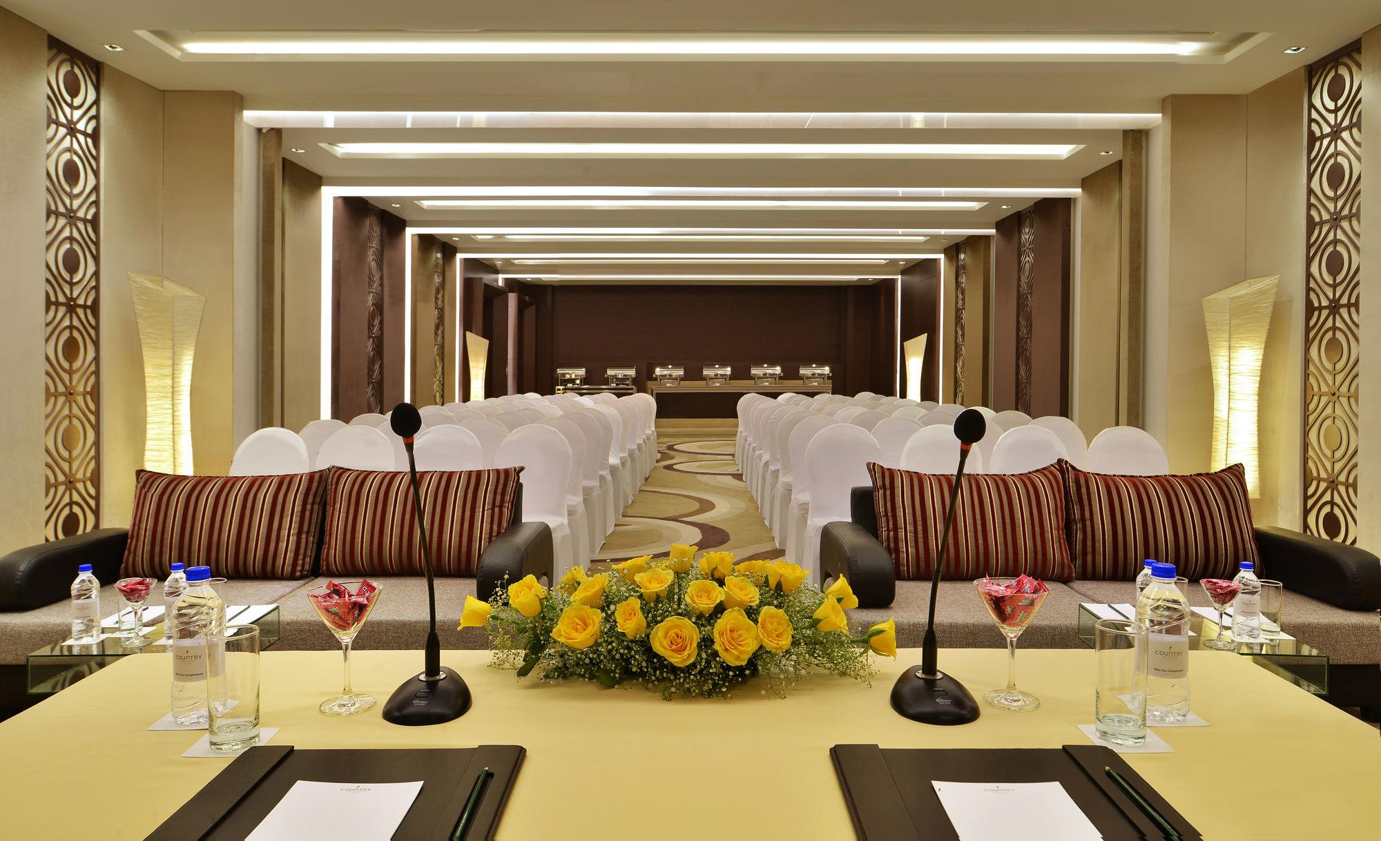 Country Inn & Suites By Radisson, Bengaluru Hebbal Road Kültér fotó