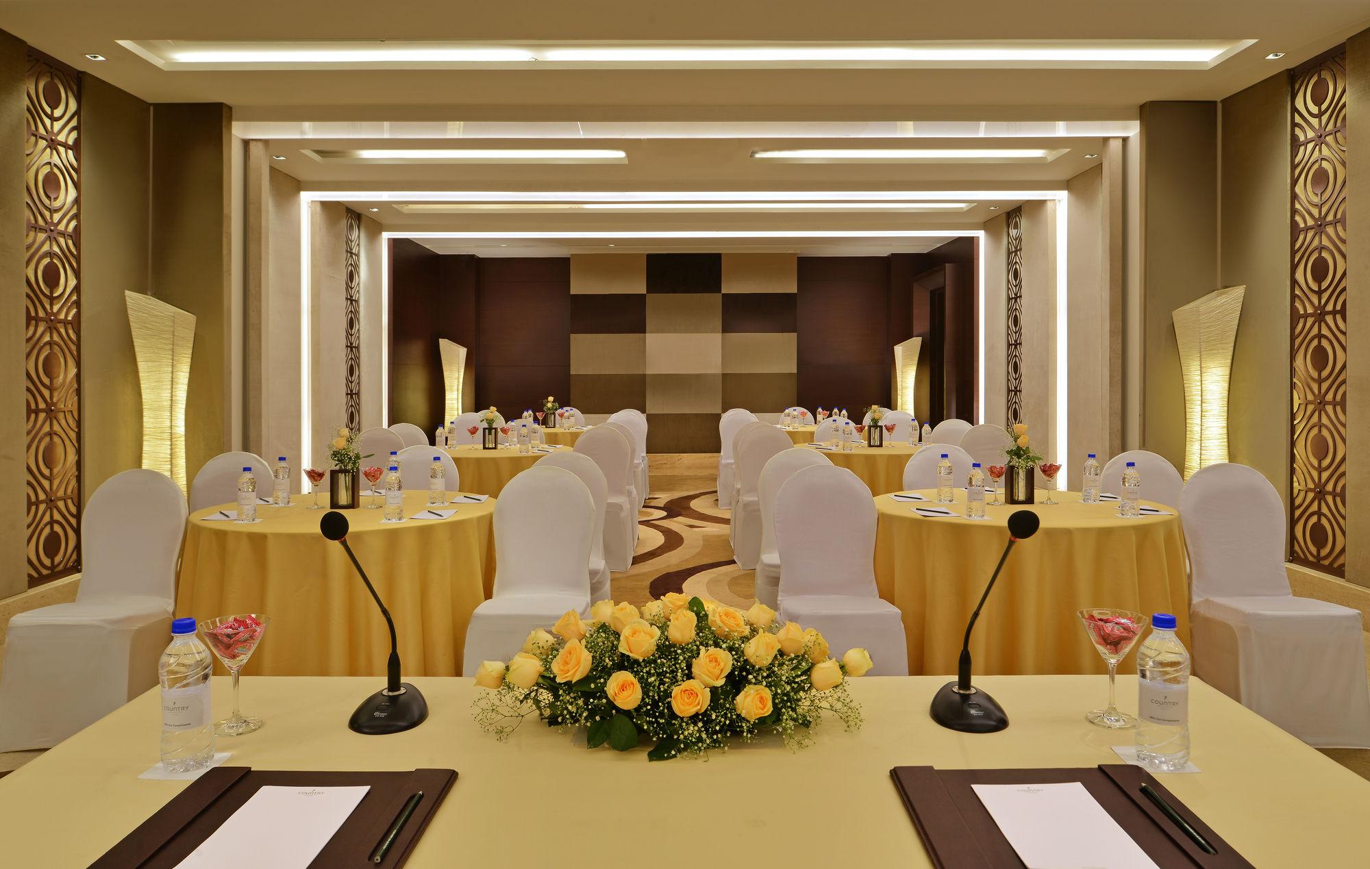 Country Inn & Suites By Radisson, Bengaluru Hebbal Road Kültér fotó